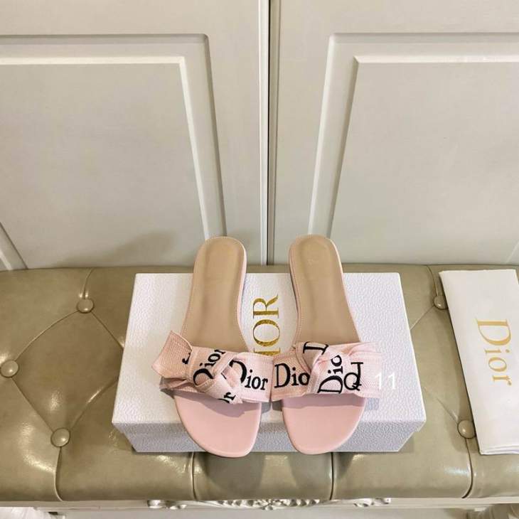 Picture of Dior Slippers _SKUDiorsz35-40Y05072928